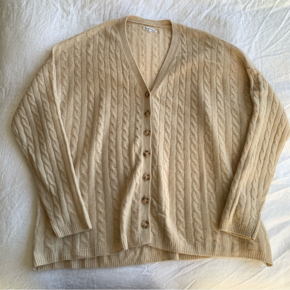 Reformation Giusta Oversized Cashmere Cardigan V Neck Button Sweater Top Beige
